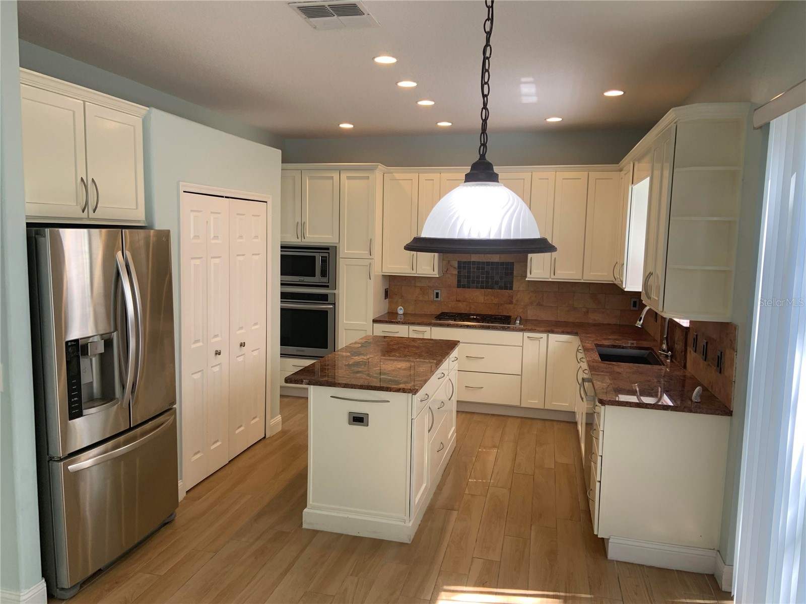 4527 Riverton Drive Orlando FL 32817 O6407590 image3