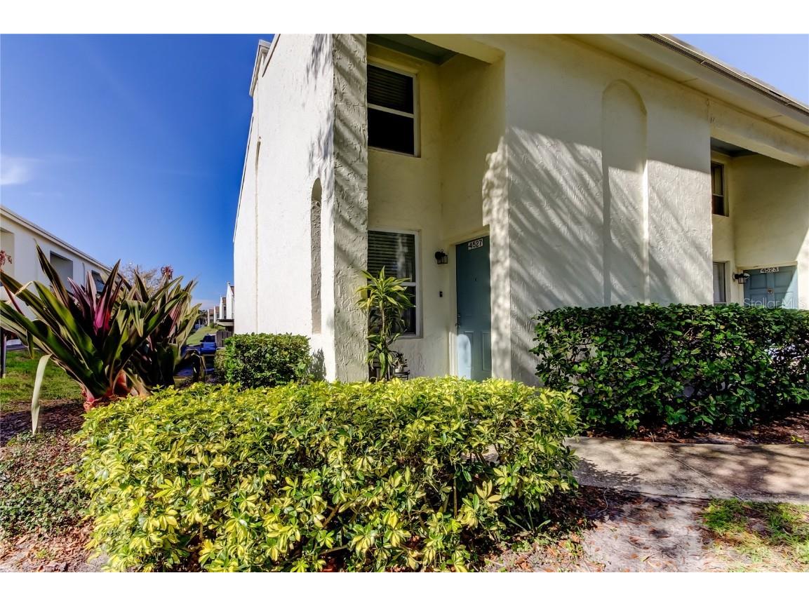 4527 W La Villa Lane Tampa FL 33611 TB8332547 image1