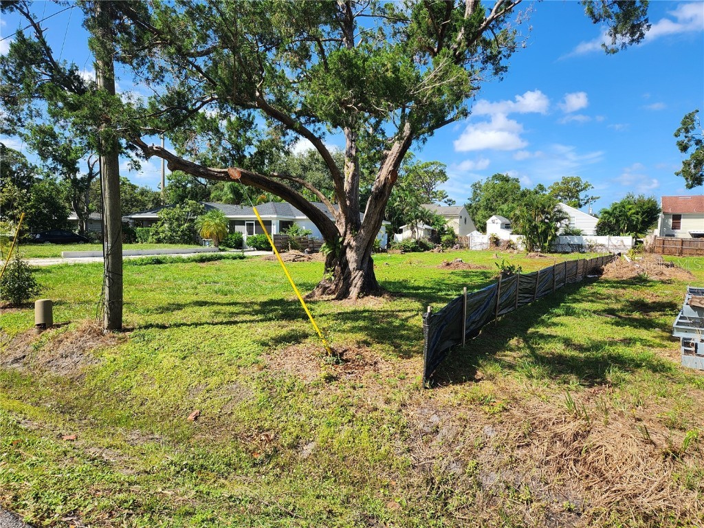 4528 4530 4532 S Lockwood Ridge Road Sarasota FL 34231 A4664377 image2