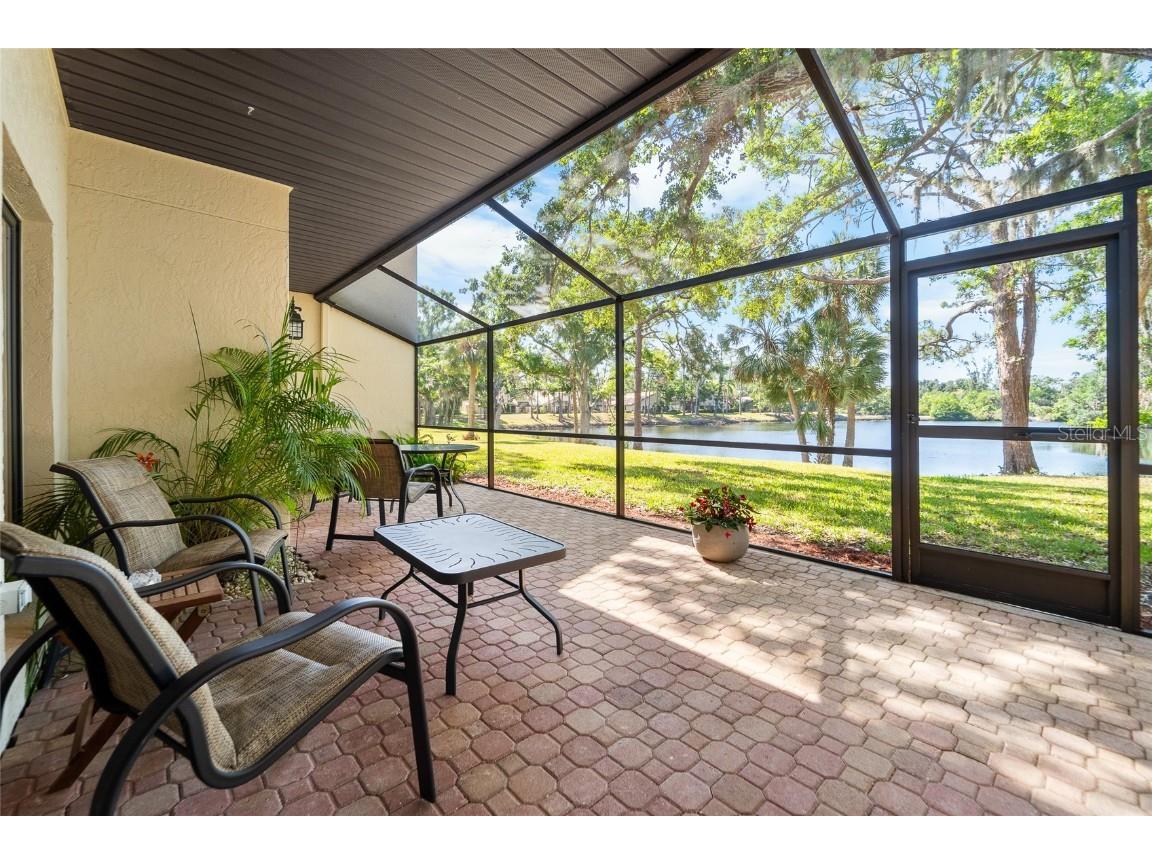 4528 Ascot Circle S Sarasota FL 34235 A4647598 image1