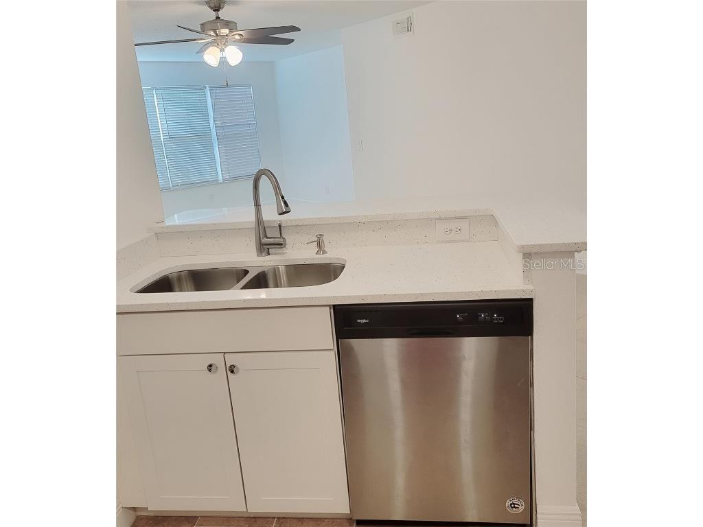 4528 Commander Drive #2011 Orlando FL 32822 O6363868 image8