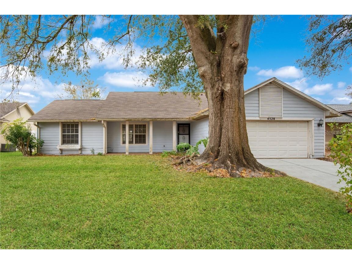 4528 Eden Woods Circle Orlando FL 32810 O6182608 image1
