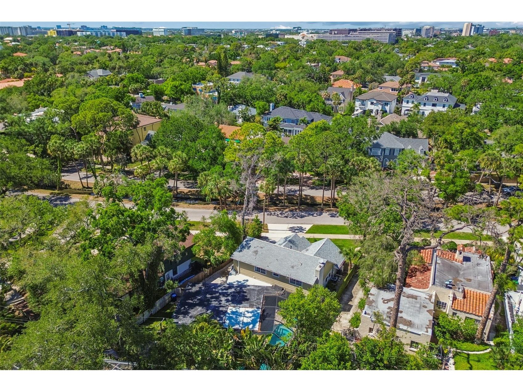 4528 W Woodmere Road Tampa FL 33609 TB8497202 image95