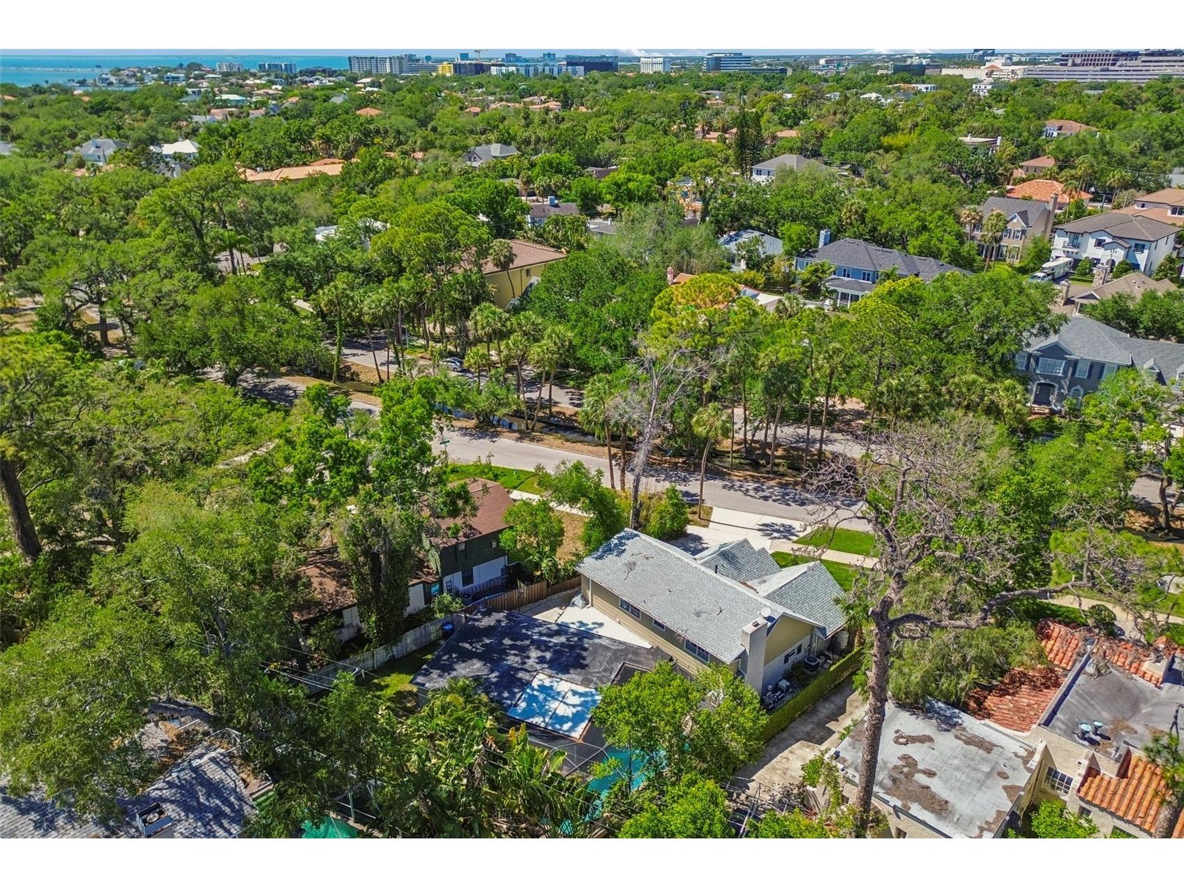 4528 W Woodmere Road Tampa FL 33609 TB8497202 image96