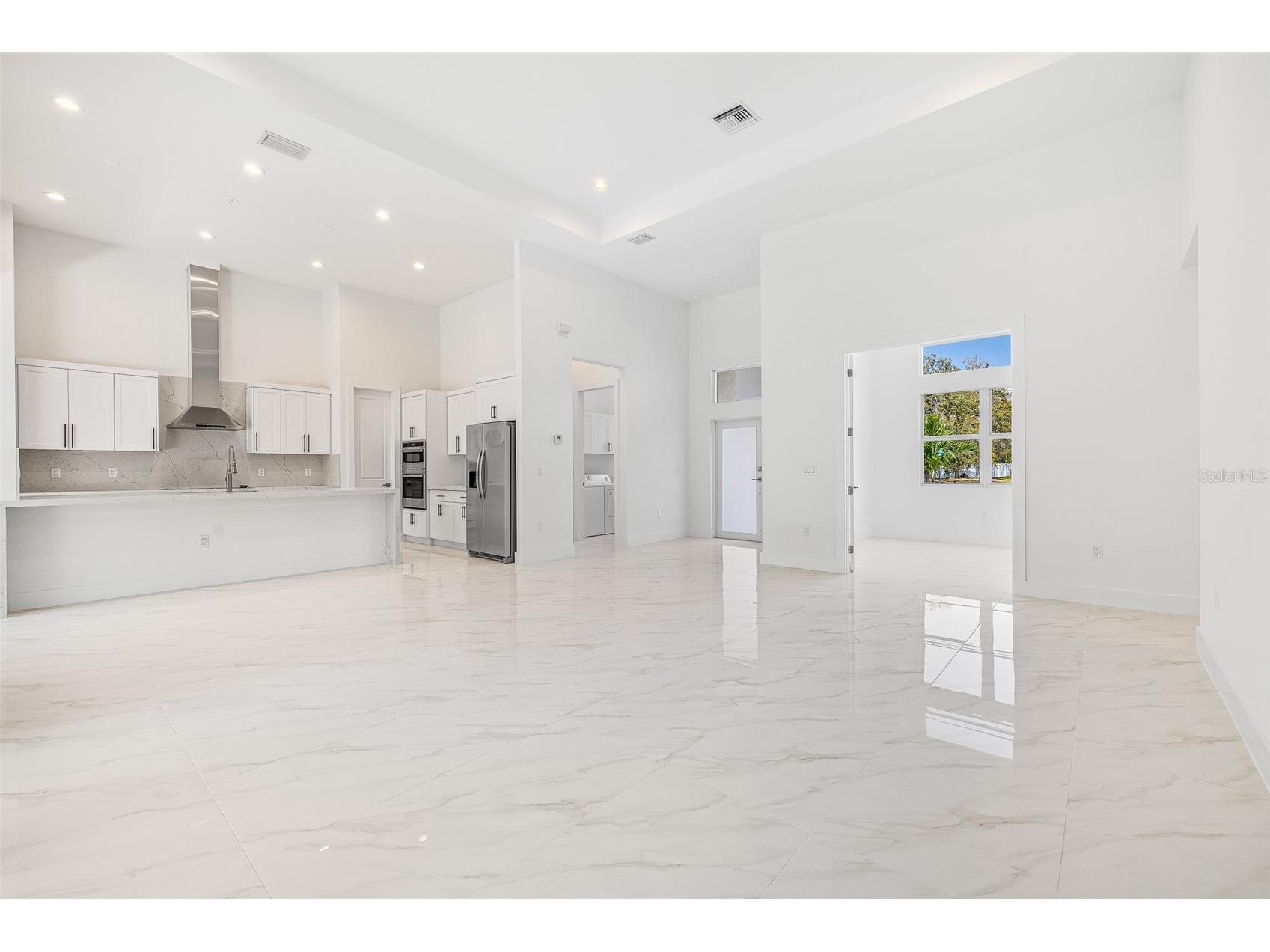 4528 Yorkshire Lane Kissimmee FL 34758 O6389773 image2