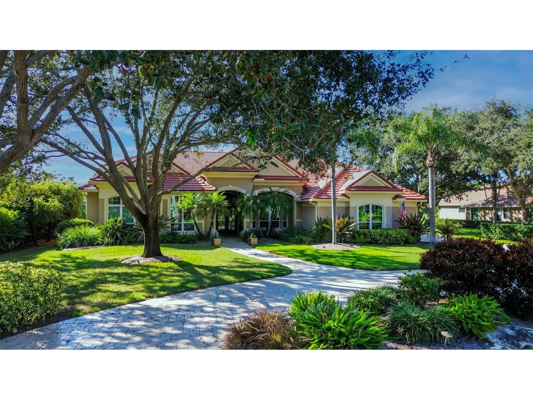 453 E Macewen Drive Osprey FL 34229 A4669572 image1