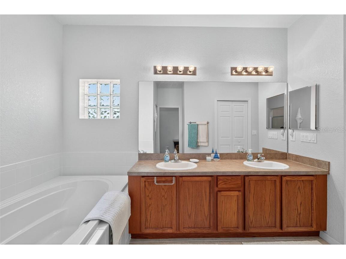 453 Nolane Lane Polk City FL 33868 L4955613 image36