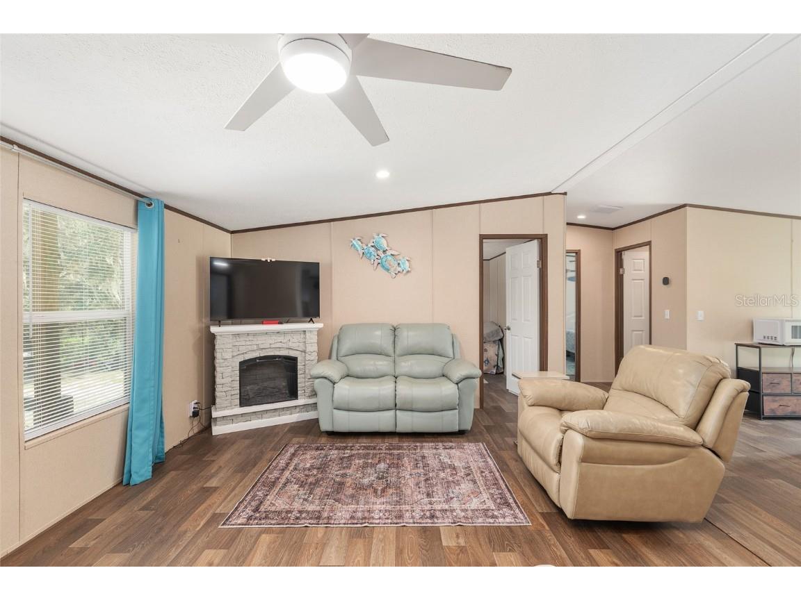 453 Old Hawthorne Road Hawthorne FL 32640 OM709241 image11