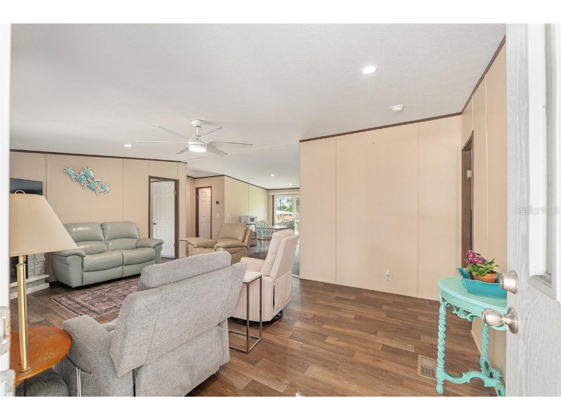 453 Old Hawthorne Road Hawthorne FL 32640 OM709241 image15