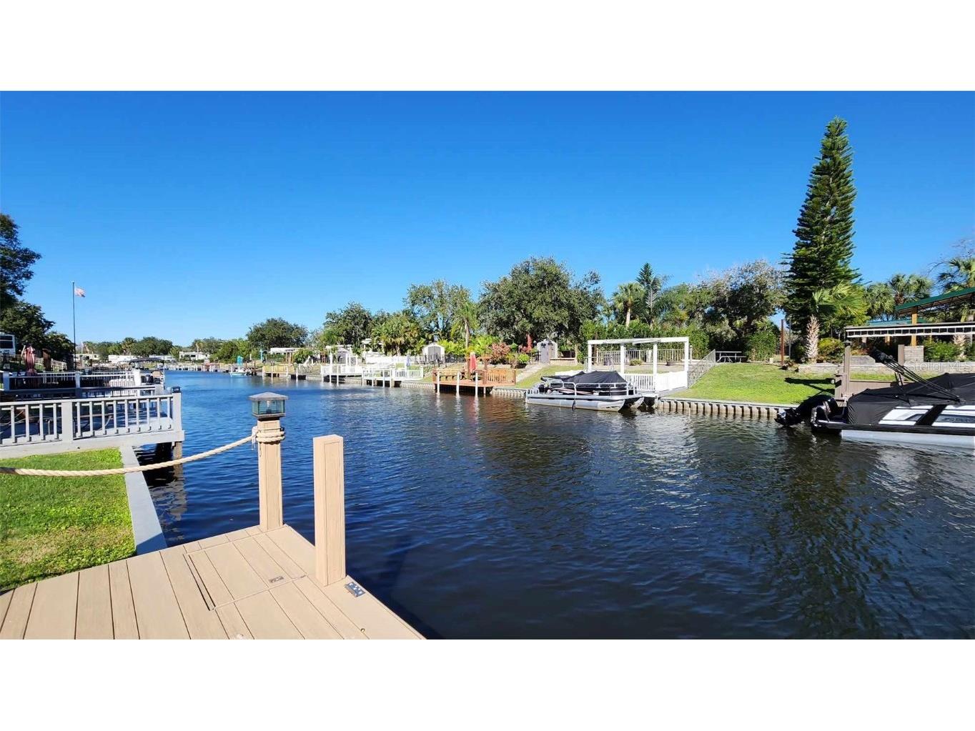 453 Waterway Drive Lake Wales FL 33898 - KISSIMMEE RIVER U8224371 image1