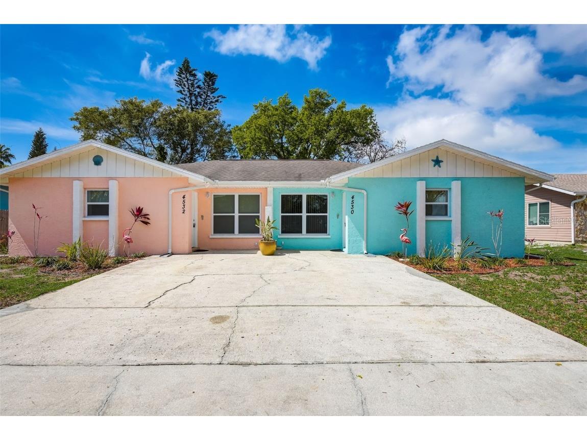 4530 & 4532 86th Street W Bradenton FL 34210 A4602585 image1