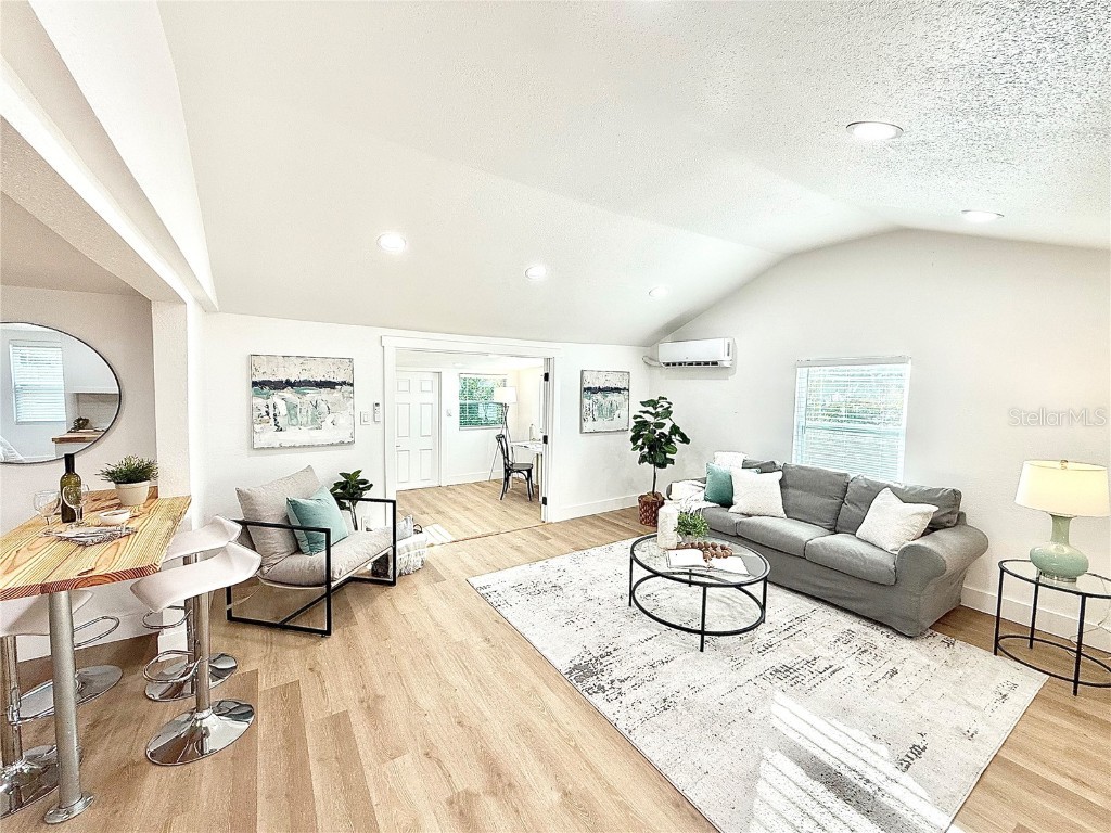 4530 45th Avenue N Saint Petersburg FL 33714 TB8439288 image3