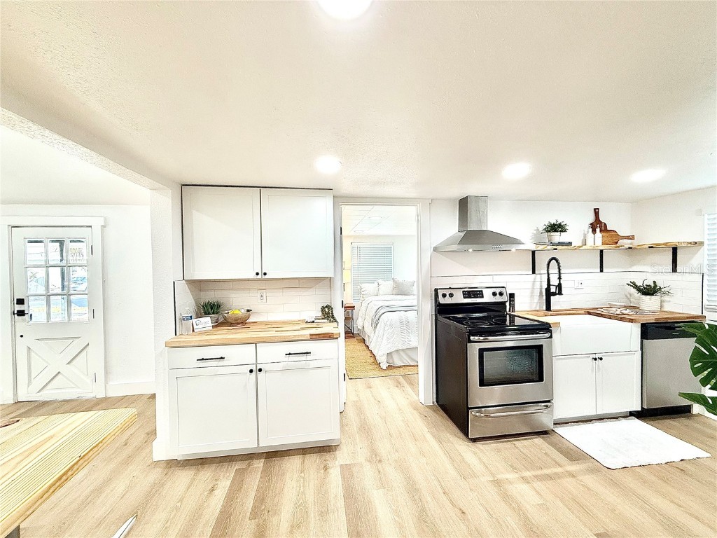 4530 45th Avenue N Saint Petersburg FL 33714 TB8439288 image8