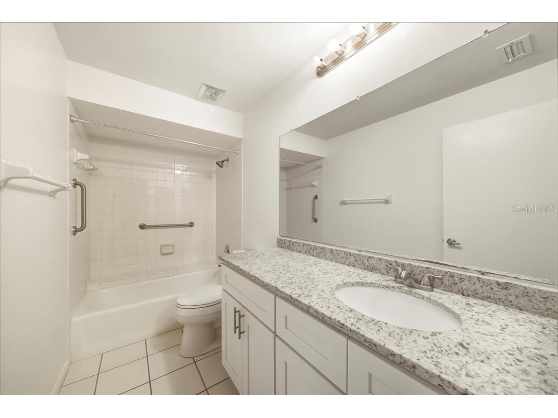 4530 Atwood Cay Circle #13 Sarasota FL 34233 A4673606 image33