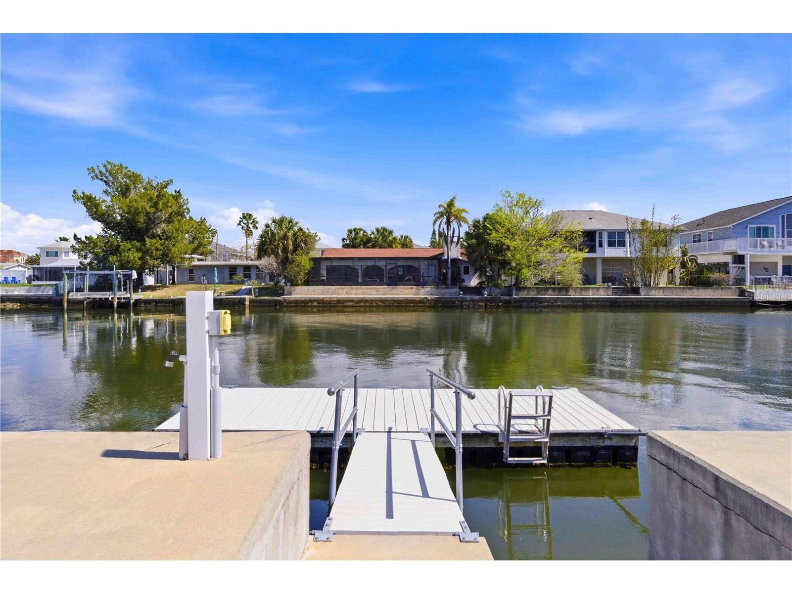 4530 Gulfstream Drive Hernando Beach FL 34607 W7883799 image12