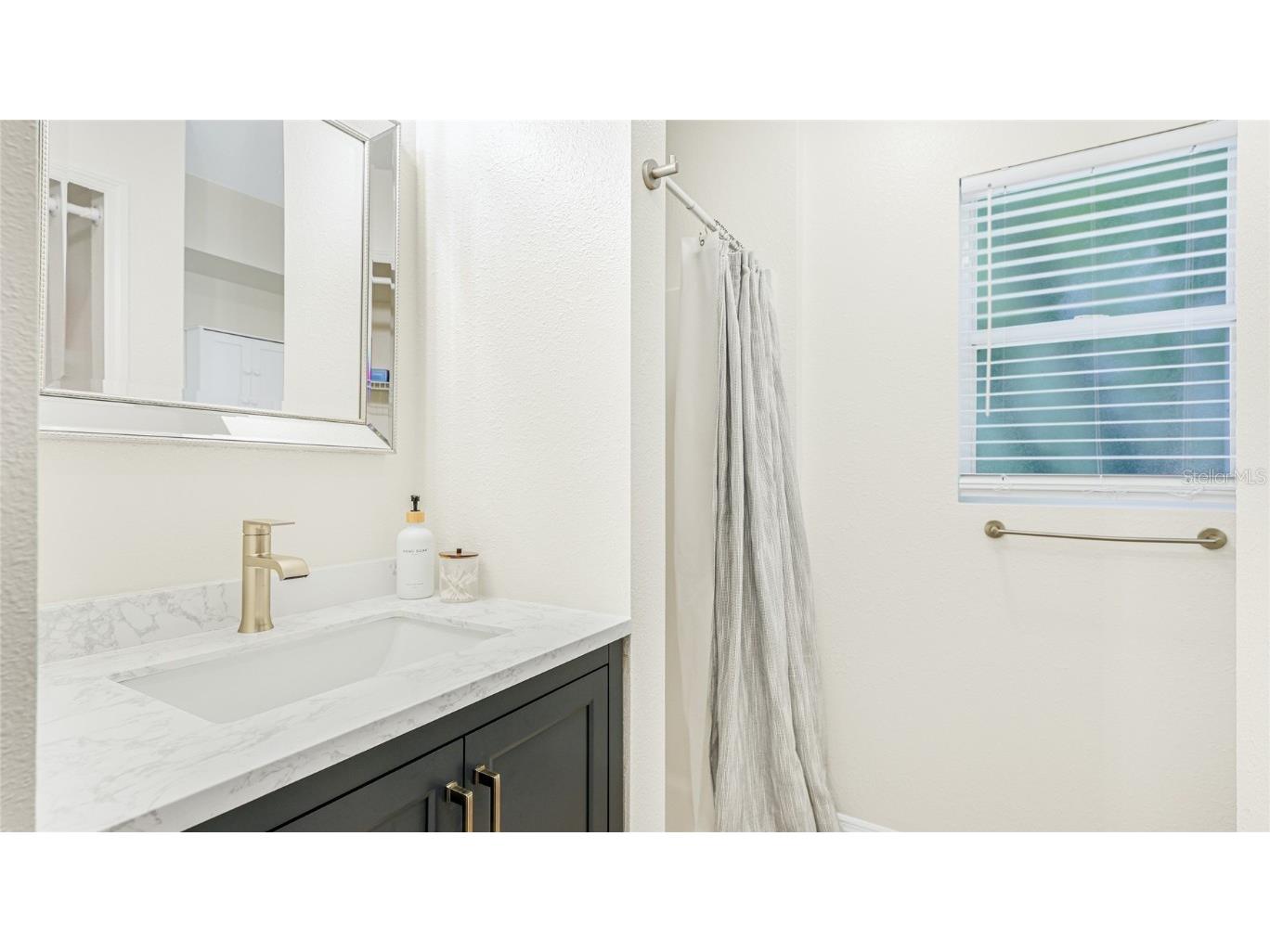 4530 Murdock Avenue Sarasota FL 34231 A4663459 image20