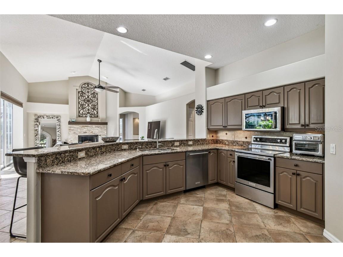 4530 Roanoak Way Palm Harbor FL 34685 - LAKE TARPON TB8445378 image7