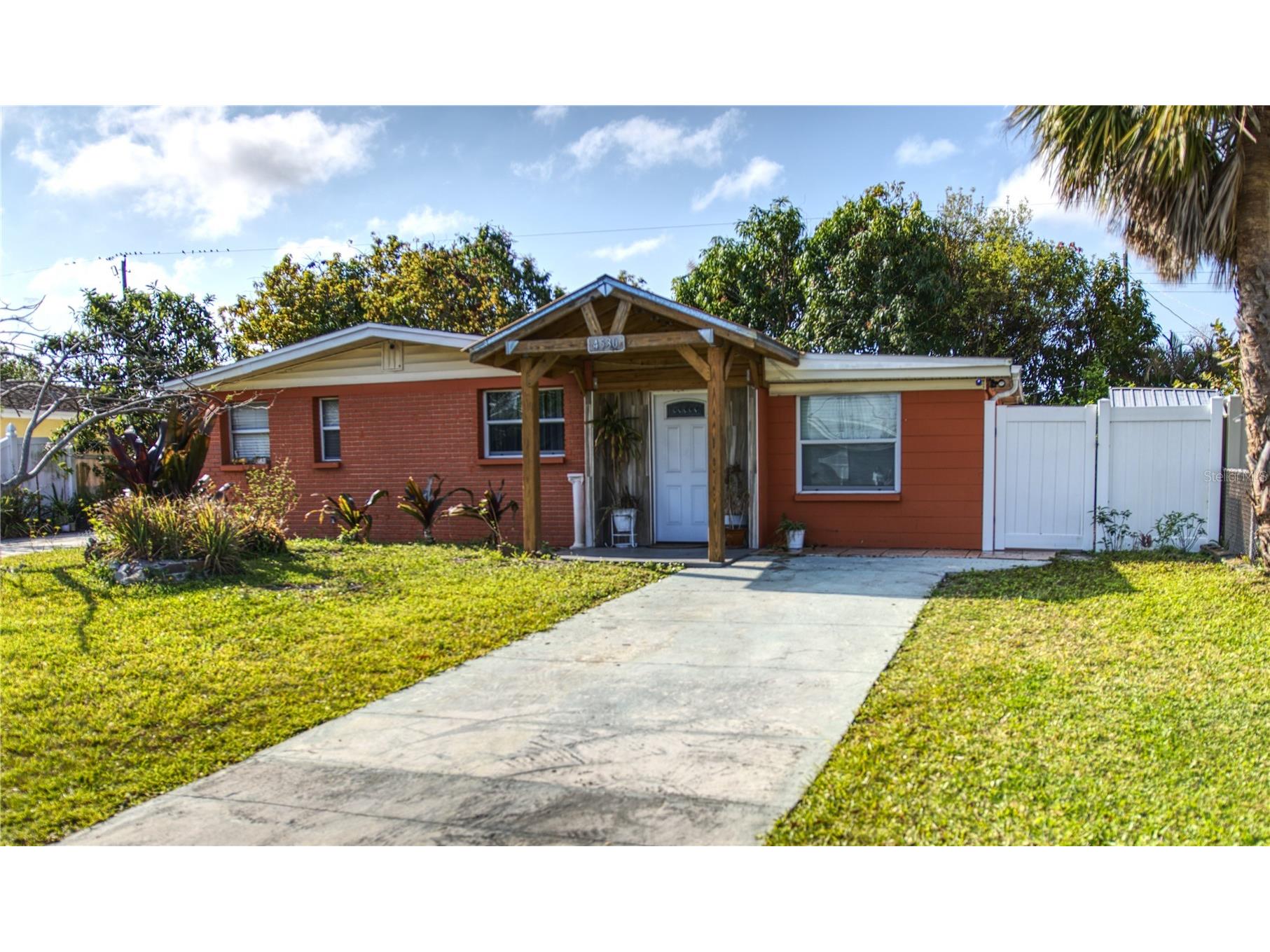 4530 W Idlewild Avenue Tampa FL 33614 TB8495971 image1