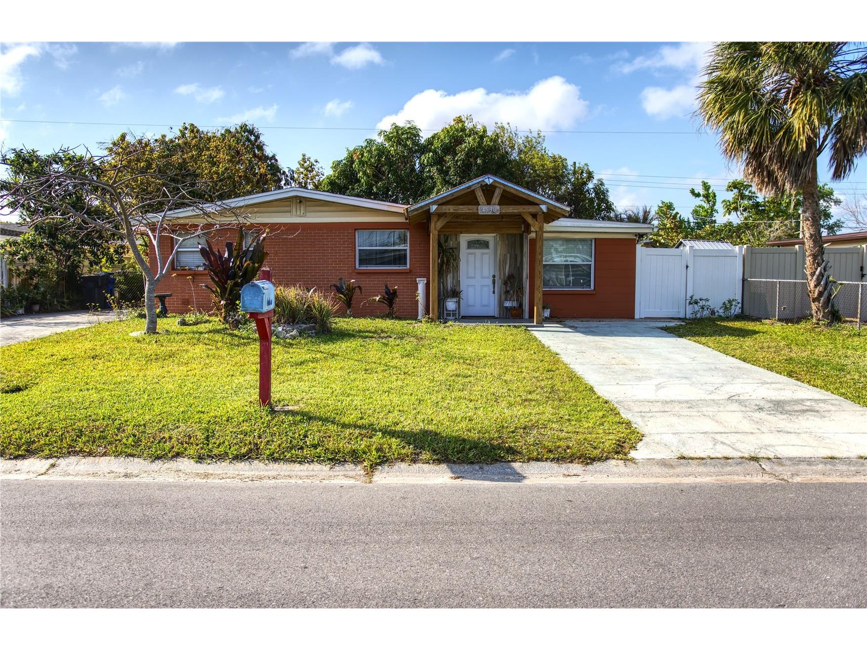4530 W Idlewild Avenue Tampa FL 33614 TB8495971 image2