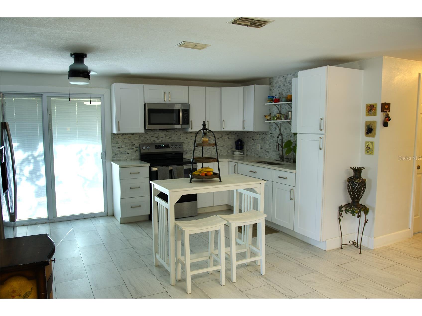 4530 W Idlewild Avenue Tampa FL 33614 TB8495971 image7