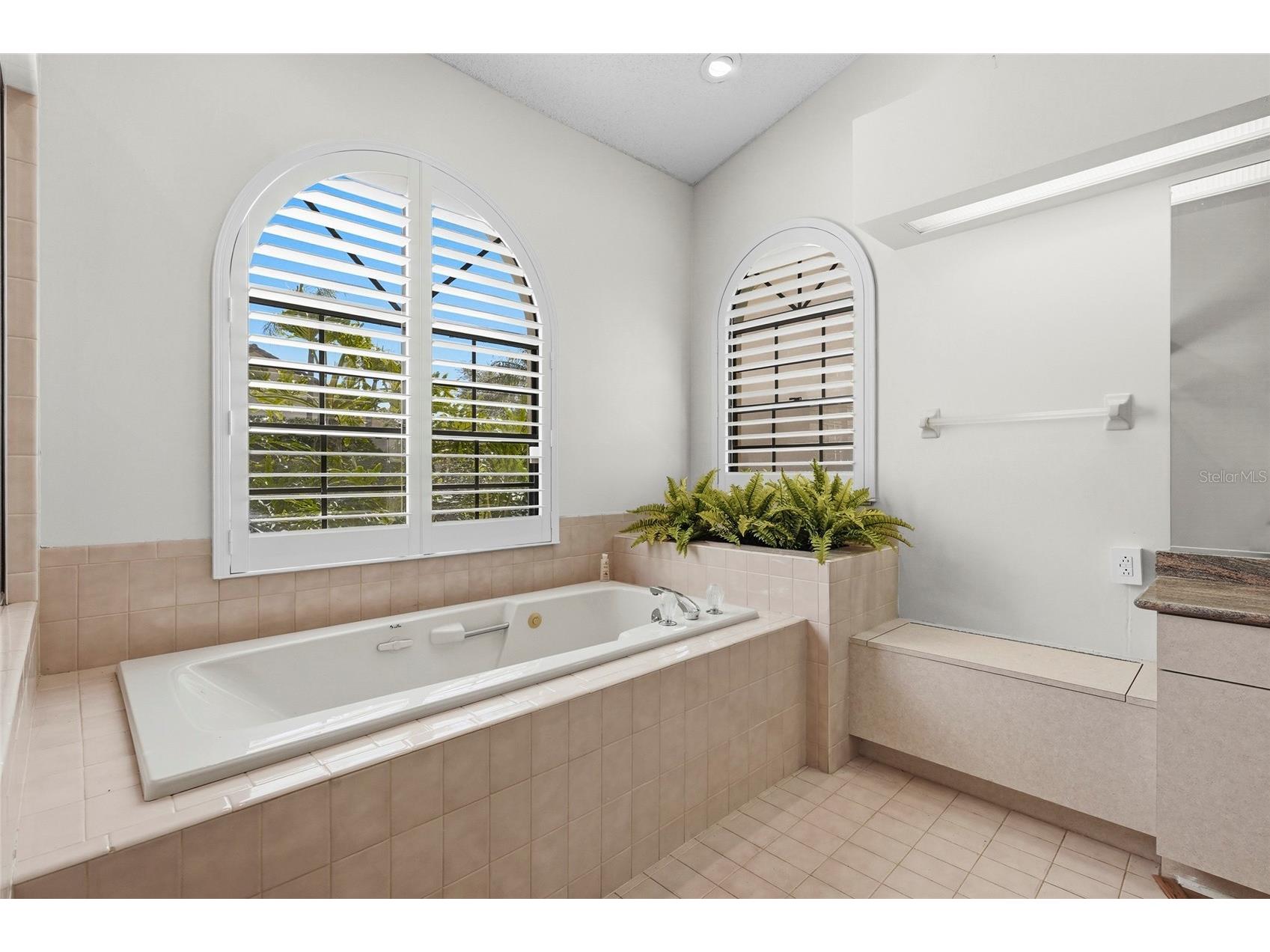 4531 Las Brisas Lane Sarasota FL 34238 A4686168 image31