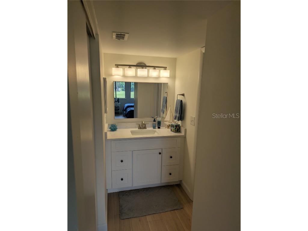 4531 Longwater #16 Sarasota FL 34235 A4658119 image33