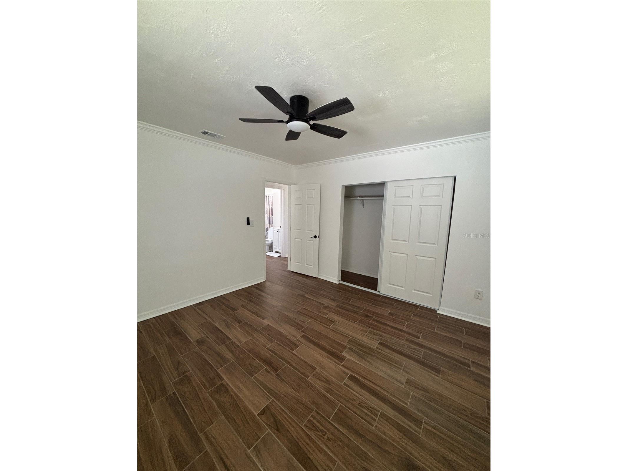 4531 Shore Acres Boulevard NE Saint Petersburg FL 33703 W7884171 image11