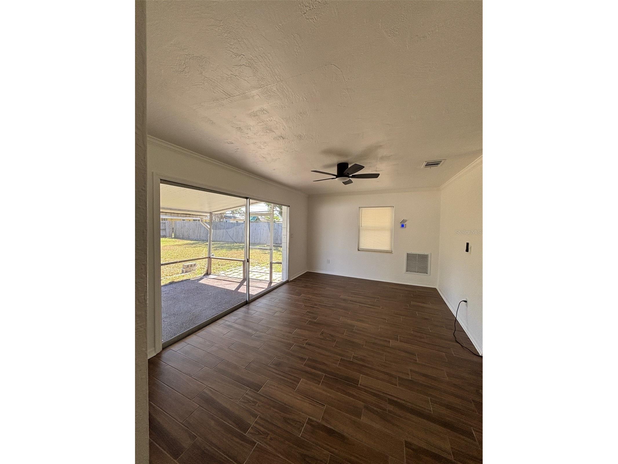 4531 Shore Acres Boulevard NE Saint Petersburg FL 33703 W7884171 image15