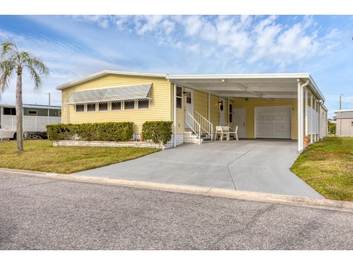 4532 12th Street Court E Ellenton FL 34222 A4675186 image1