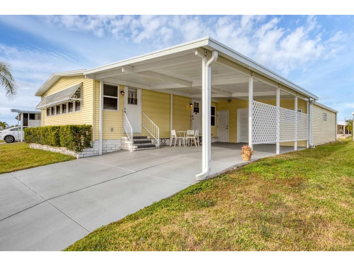 4532 12th Street Court E Ellenton FL 34222 A4675186 image2