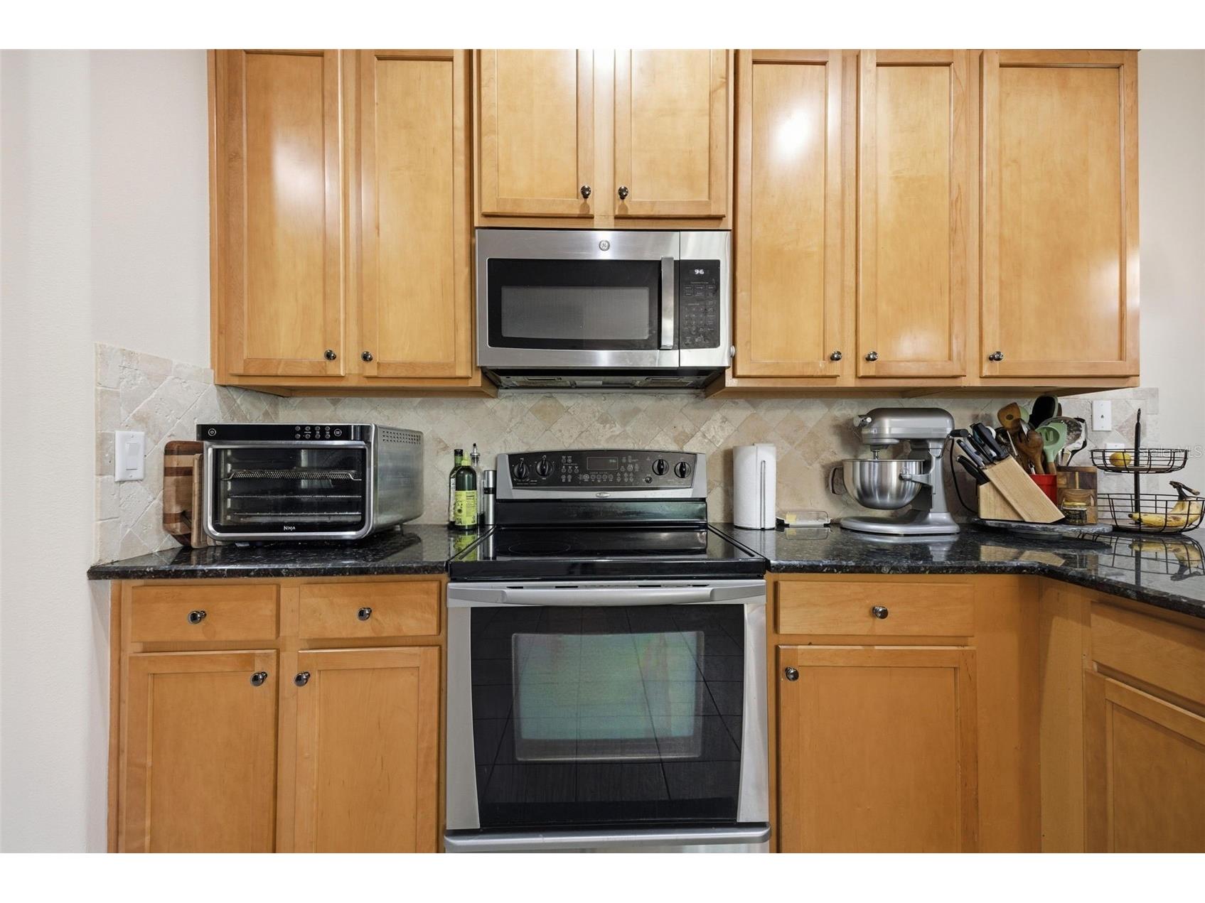 4532 Amberly Oaks Court Tampa FL 33614 TB8511409 image10