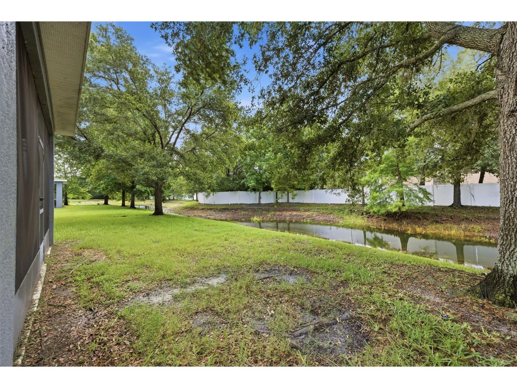 4532 Amberly Oaks Court Tampa FL 33614 TB8511409 image36