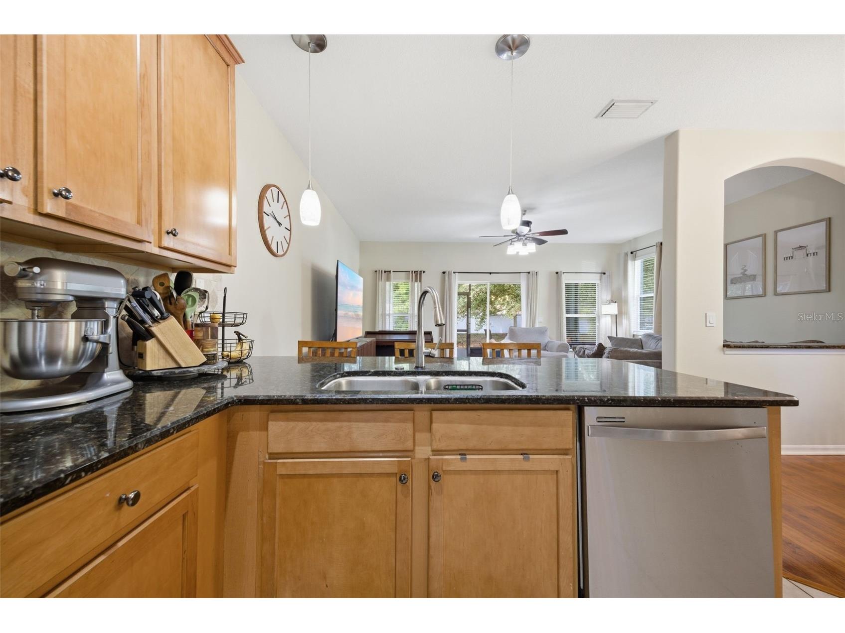 4532 Amberly Oaks Court Tampa FL 33614 TB8511409 image9