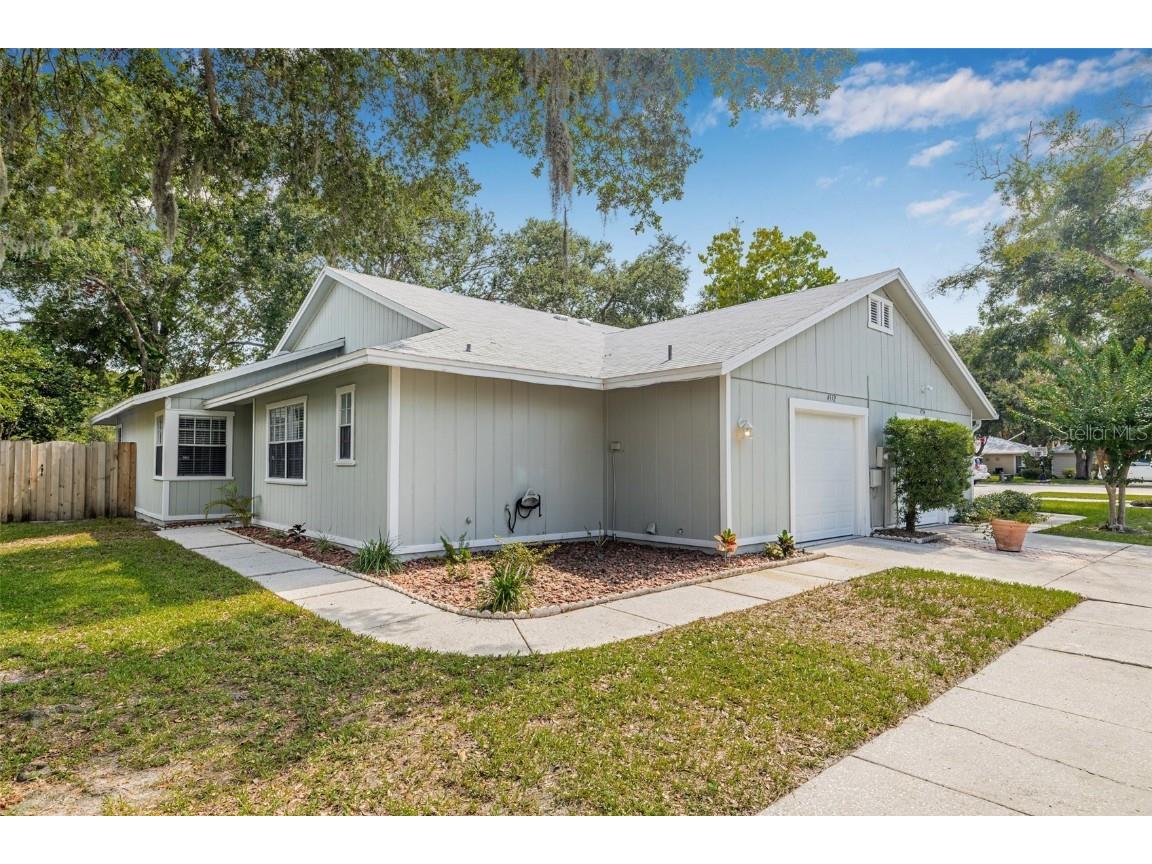 4532 Cedarwood Village Drive Tampa FL 33624 TB8401683 image1