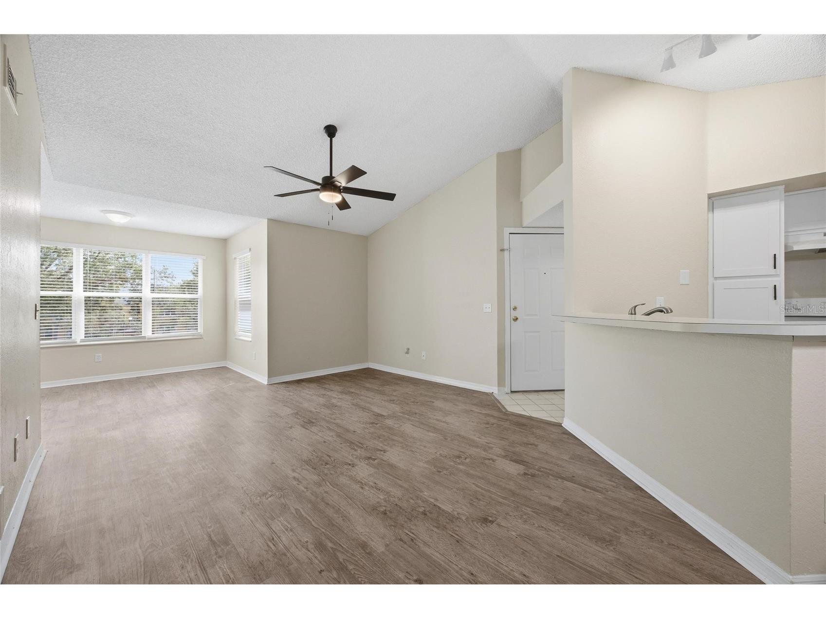 4532 Commander Drive #2132 Orlando FL 32822 S5146440 image9