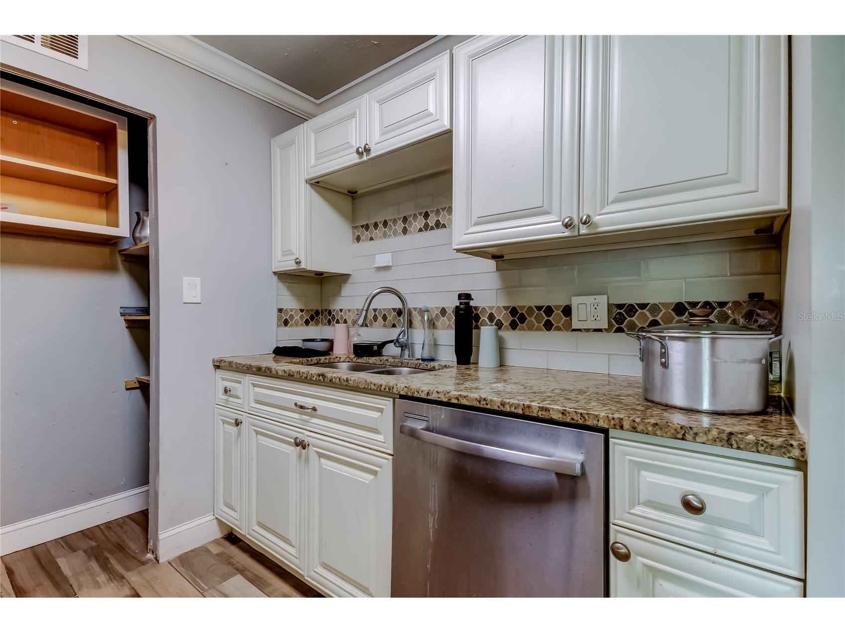 4532 Devonshire Road Tampa FL 33634 TB8443259 image12