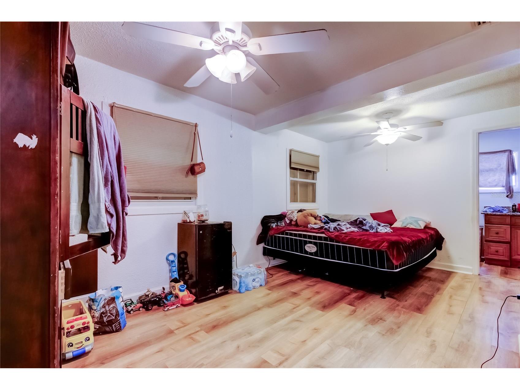 4532 Devonshire Road Tampa FL 33634 TB8443259 image20