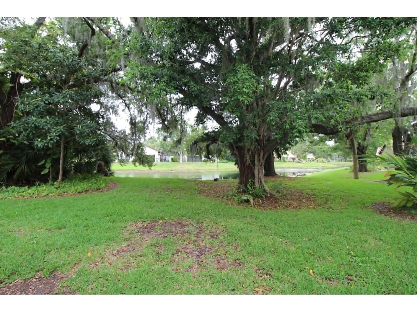 4532 N Ascot Circle Sarasota FL 34235 A4696855 image29
