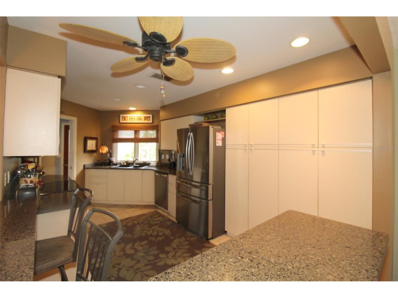 4532 N Ascot Circle Sarasota FL 34235 A4696855 image9
