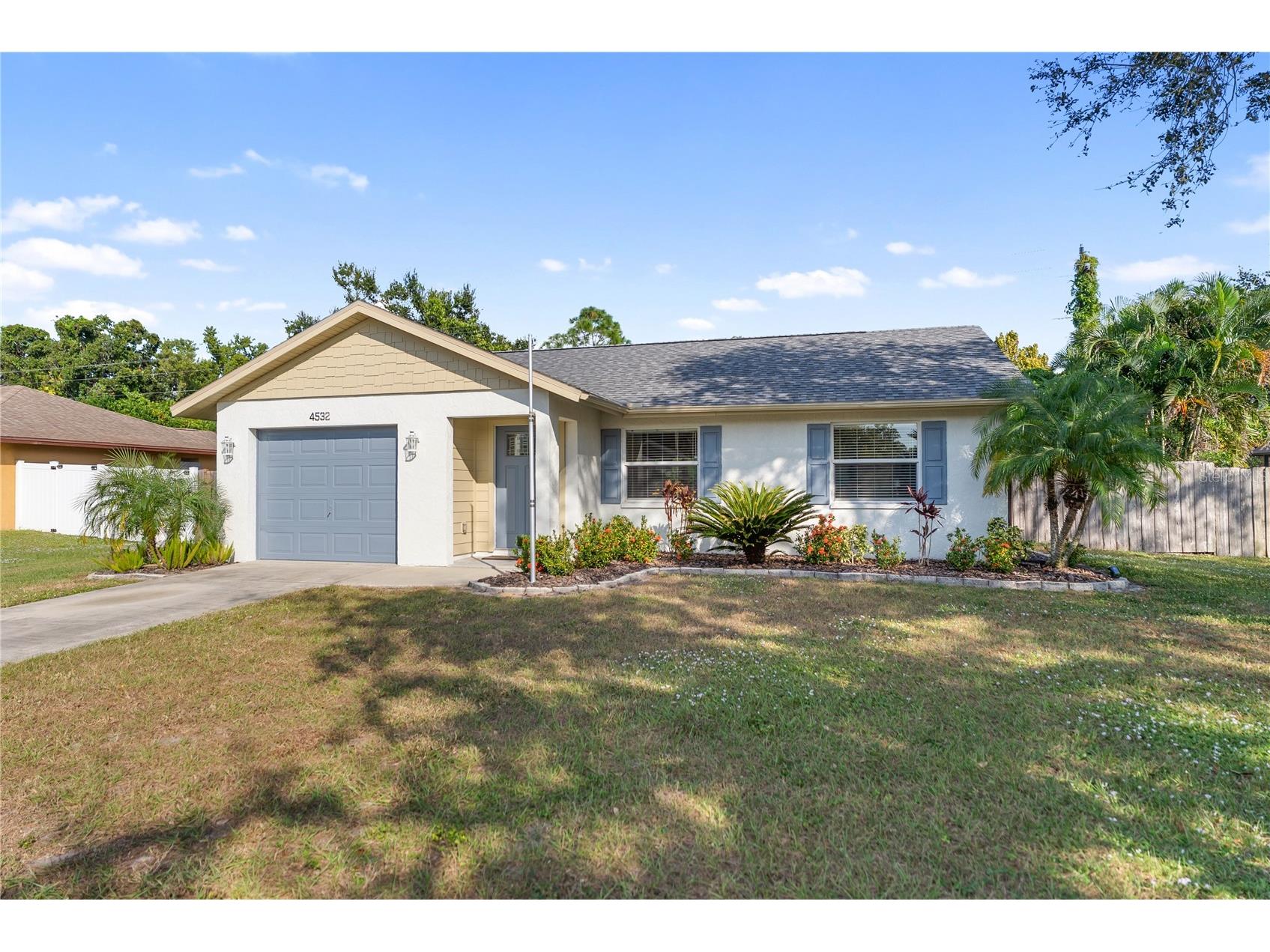 4532 N Shade Avenue Sarasota FL 34234 A4670609 image1