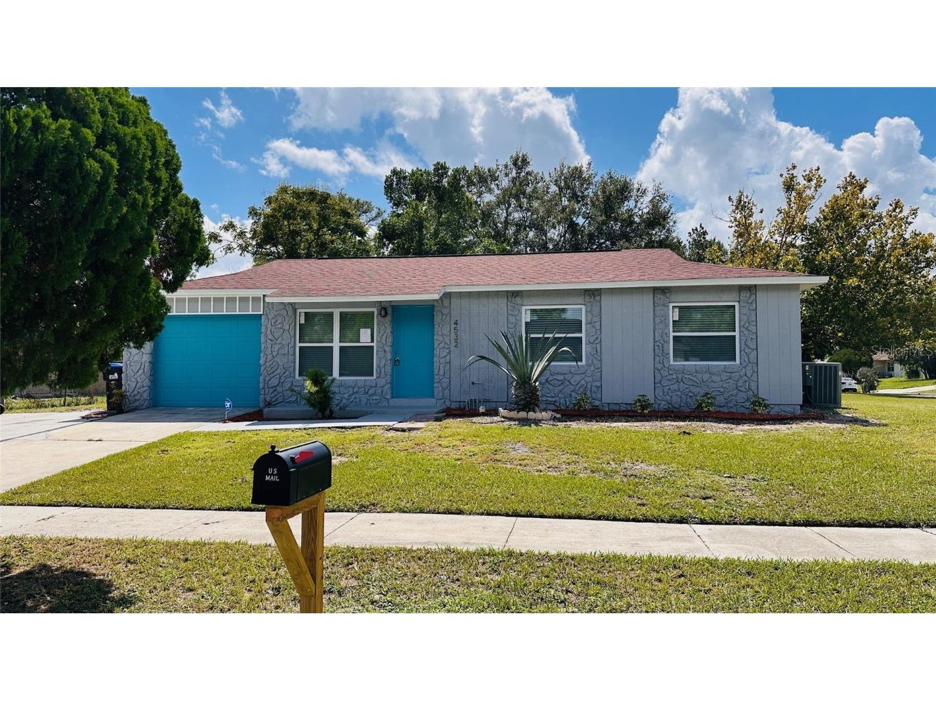 4532 San Sebastian Circle Orlando FL 32808 O6150911 image1