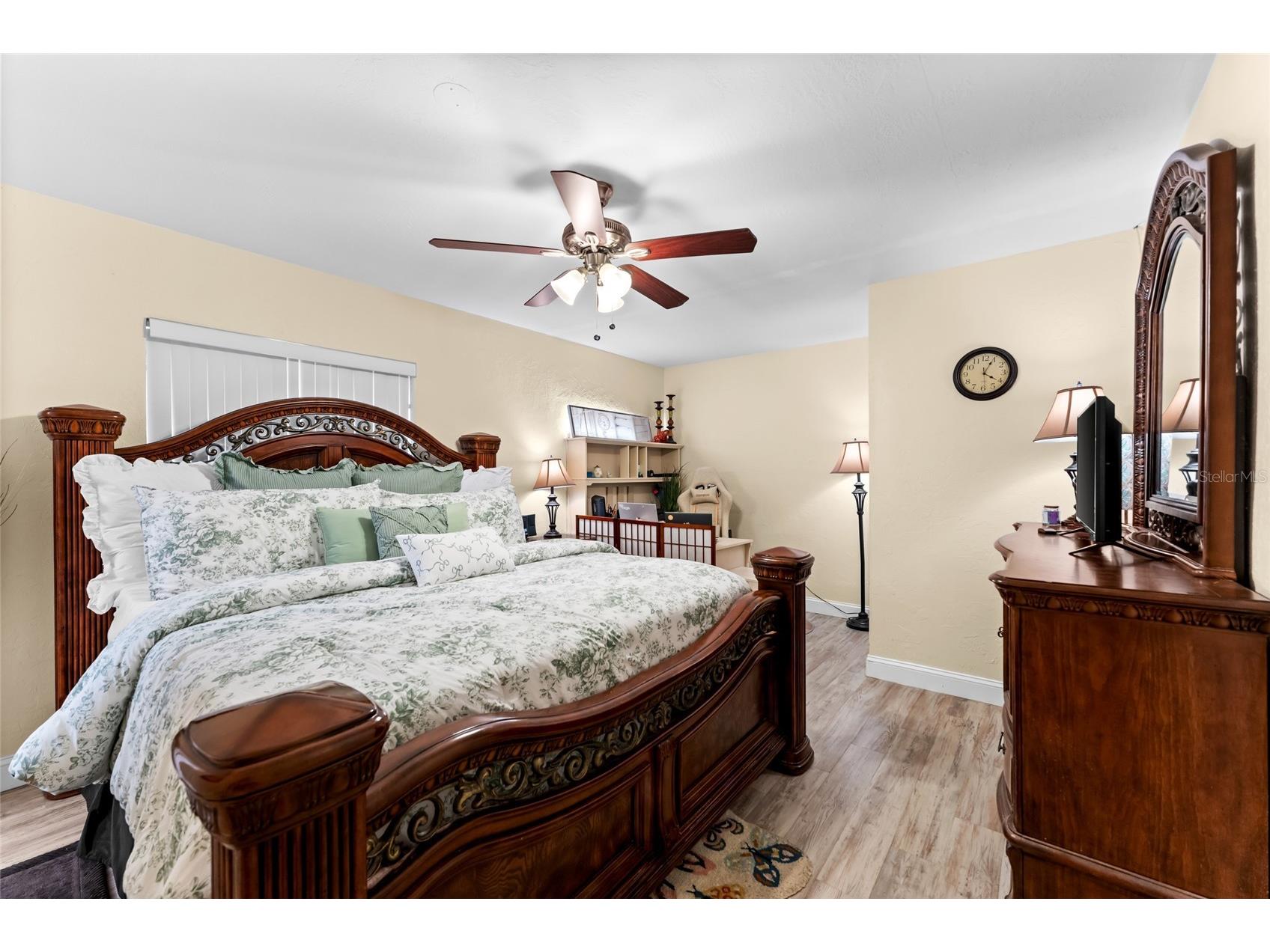 4533 20th Avenue N Saint Petersburg FL 33713 TB8497405 image14