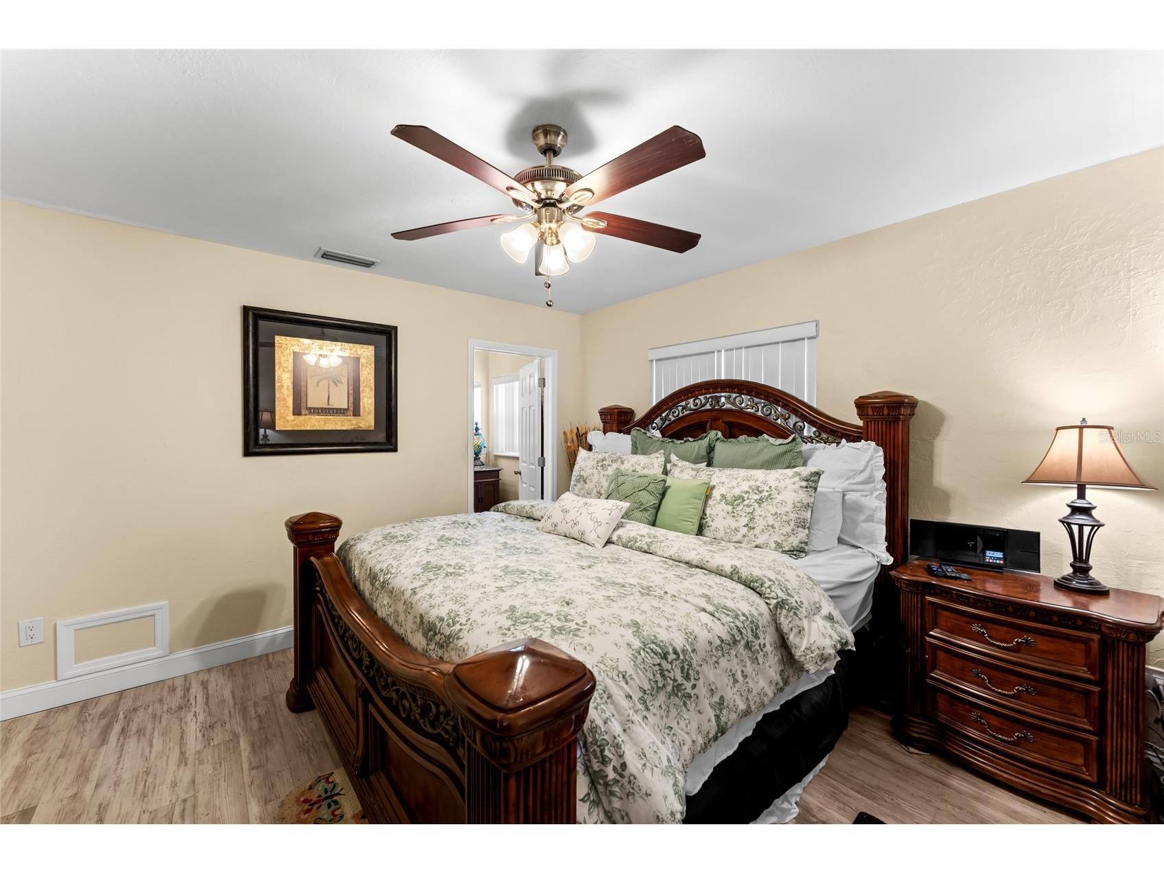 4533 20th Avenue N Saint Petersburg FL 33713 TB8497405 image15