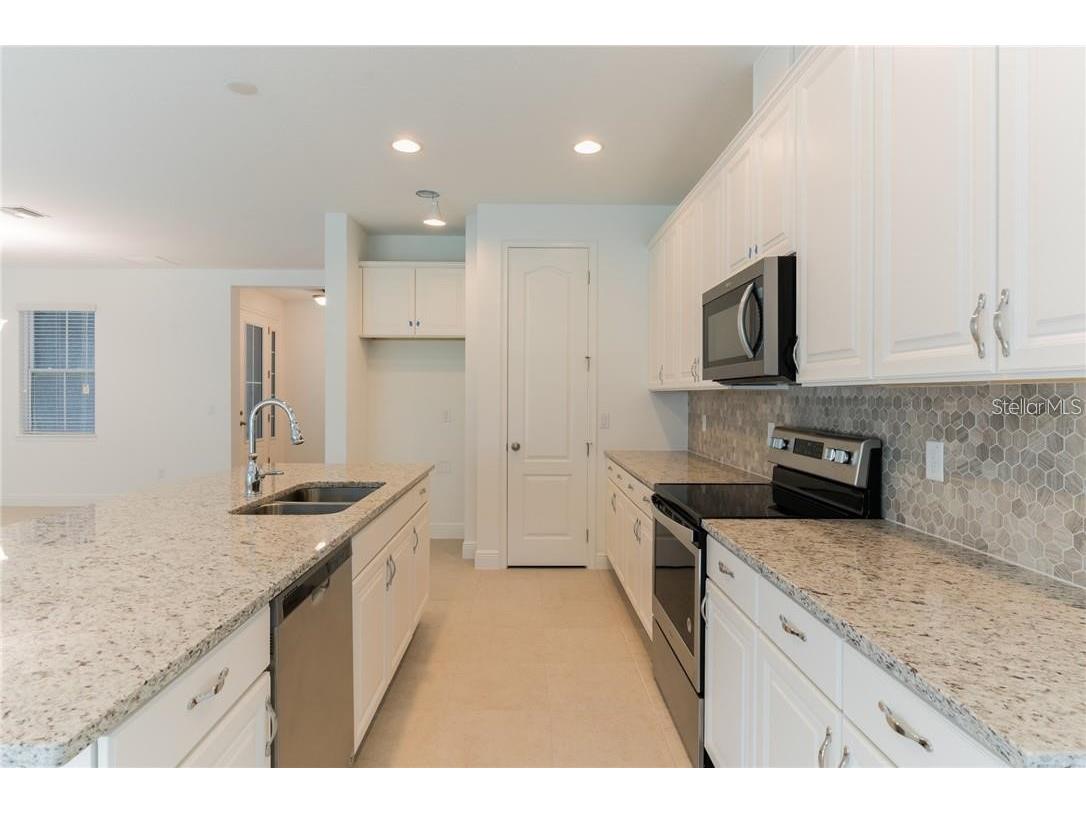 4533 Chinkapin Drive Sarasota FL 34232 A4679401 image16