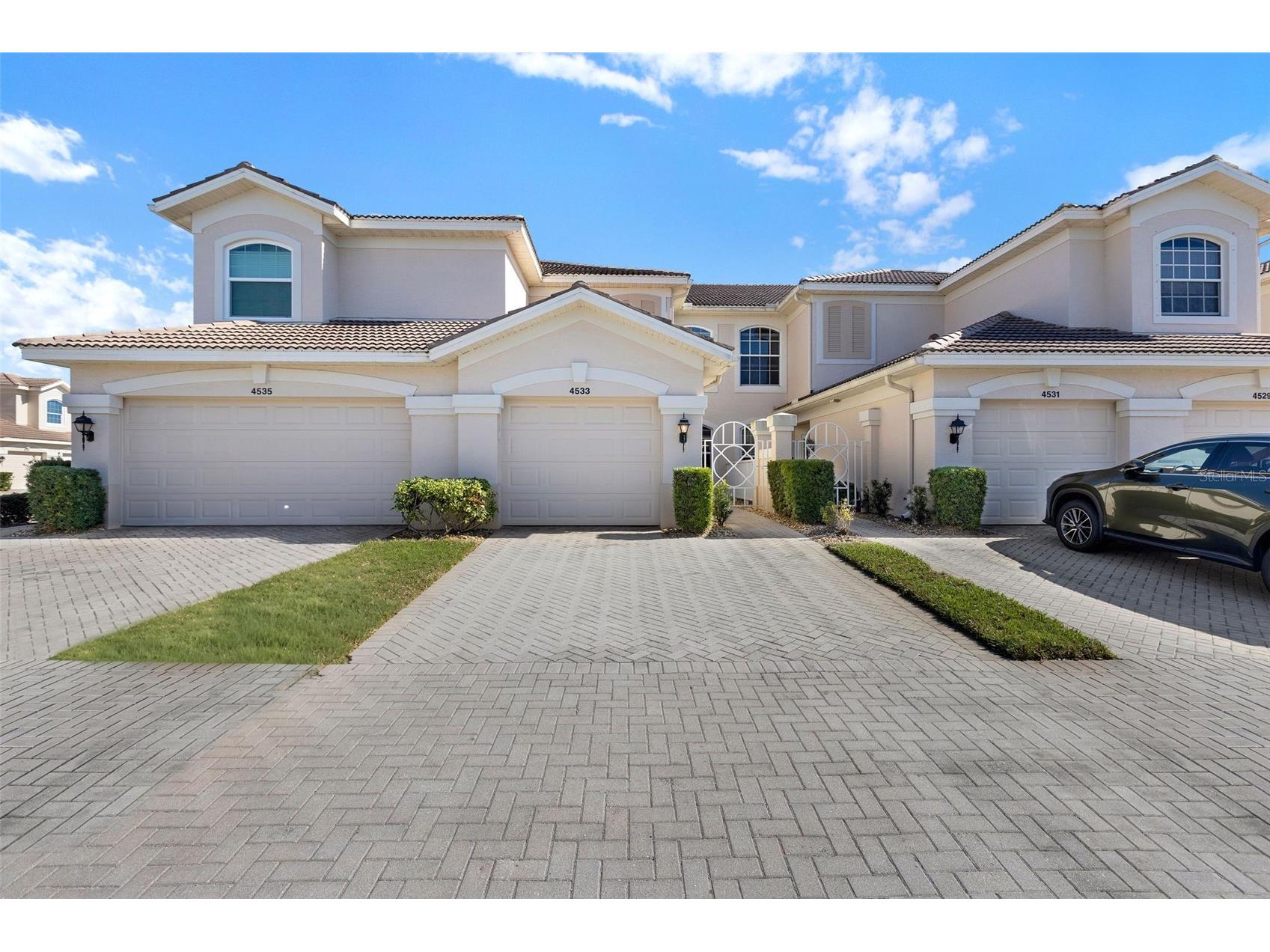 4533 Cinnamon Drive #2707 Sarasota FL 34238 A4683875 image1