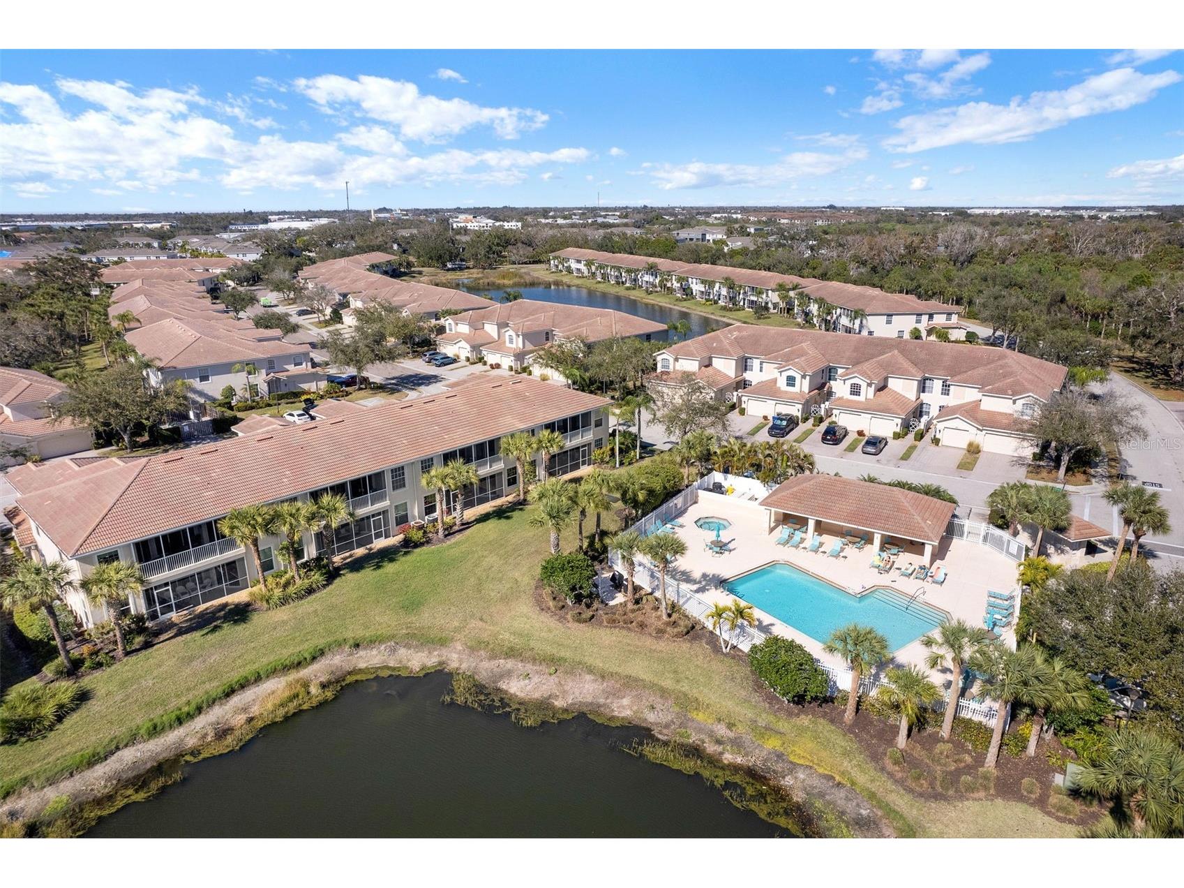 4533 Cinnamon Drive #2707 Sarasota FL 34238 A4683875 image7