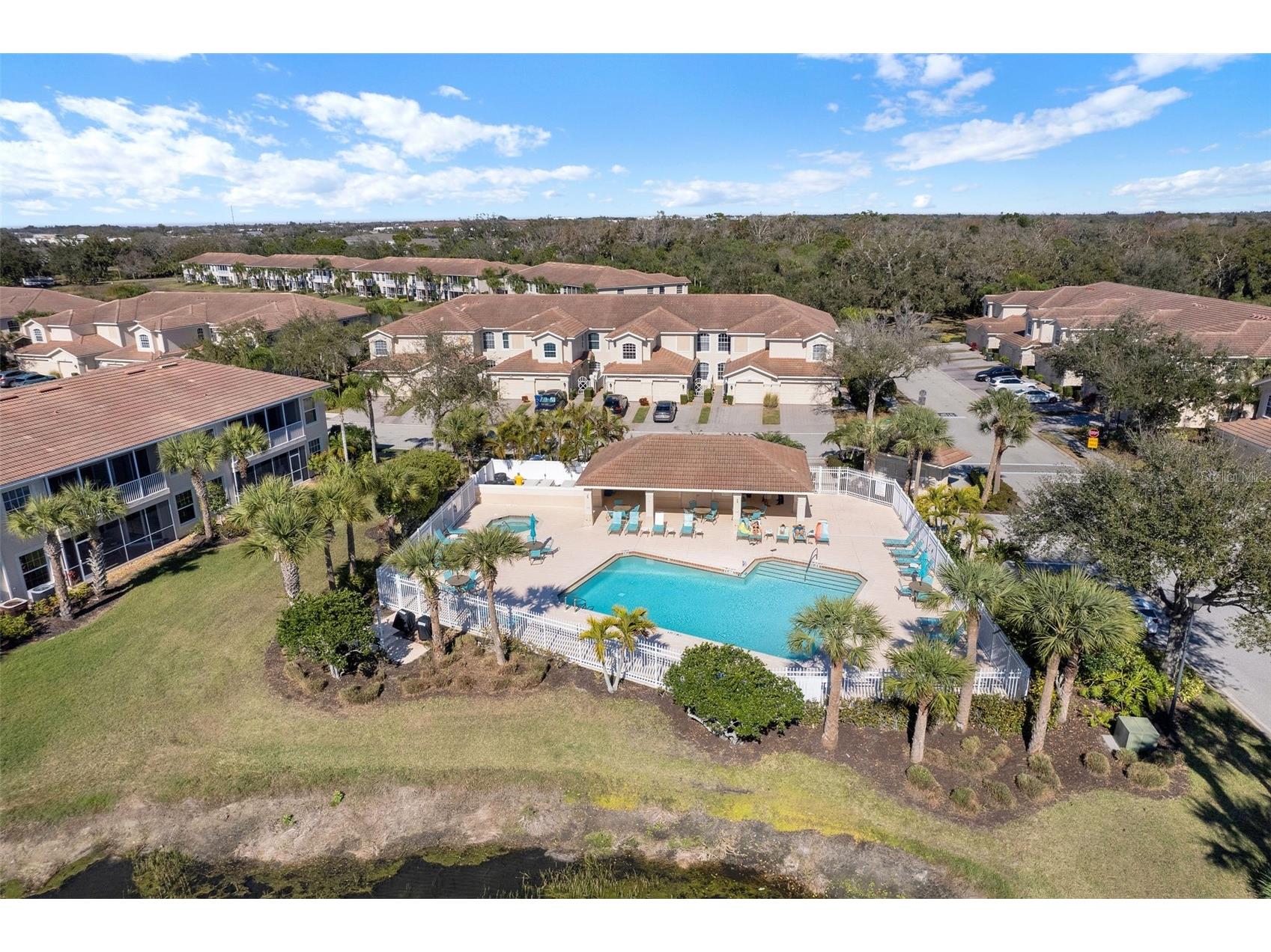 4533 Cinnamon Drive #2707 Sarasota FL 34238 A4683875 image8