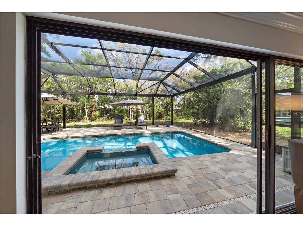 4533 Friar Tuck Lane Sarasota FL 34232 A4658087 image10