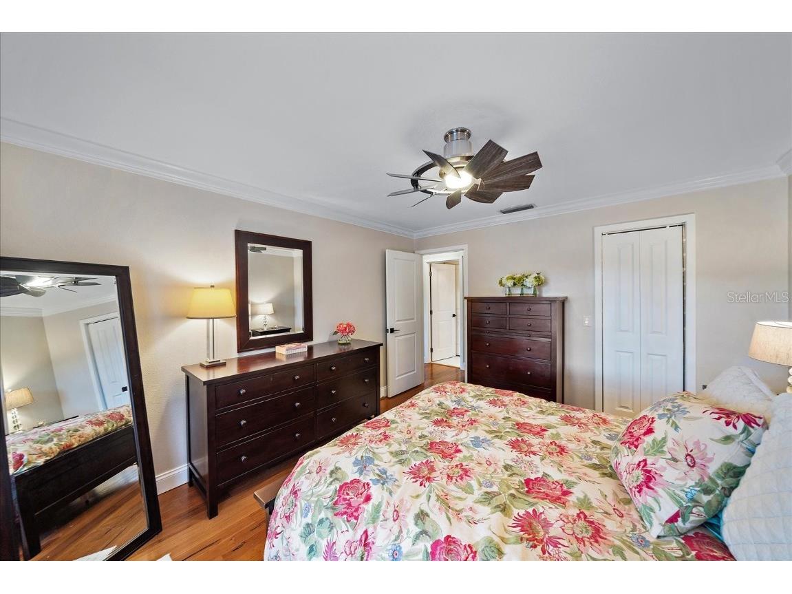 4533 Friar Tuck Lane Sarasota FL 34232 A4658087 image40