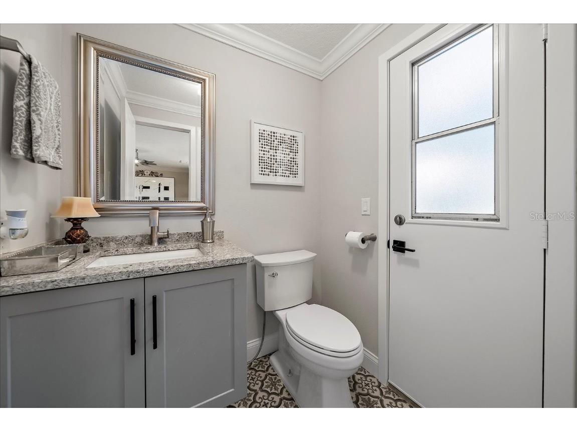 4533 Friar Tuck Lane Sarasota FL 34232 A4658087 image8